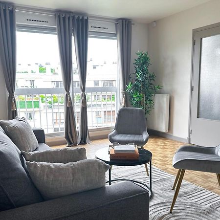 Brand-New Studio With Eiffel Tower View París Exterior foto