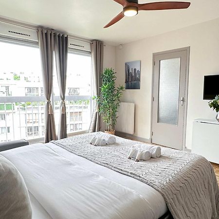 Brand-New Studio With Eiffel Tower View París Exterior foto