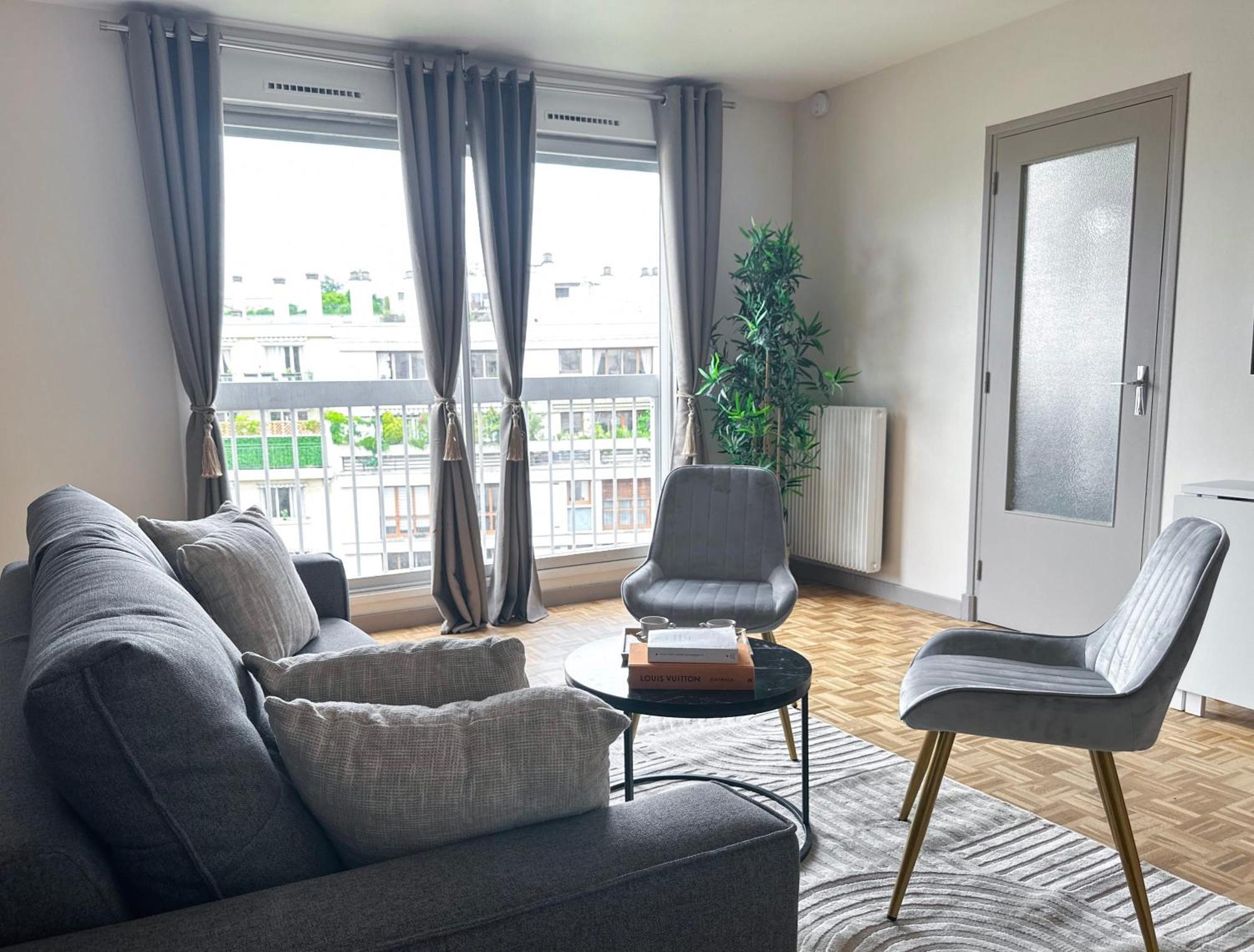 Brand-New Studio With Eiffel Tower View París Exterior foto